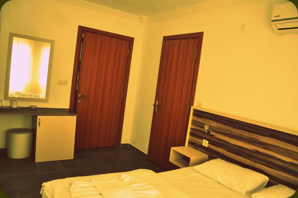 Hotel Caretta อัคยาคา ห้อง รูปภาพ